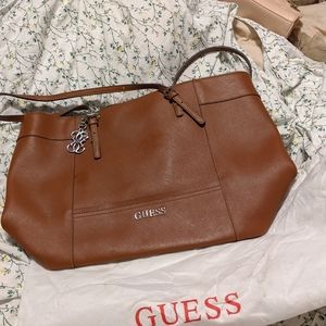 Large guess bag